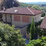 Cascina La Cinciallegra Bed and breakfast 4*