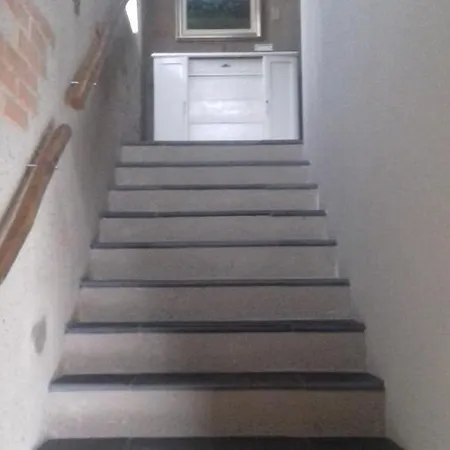 Cascina La Cinciallegra 4* Oggiono